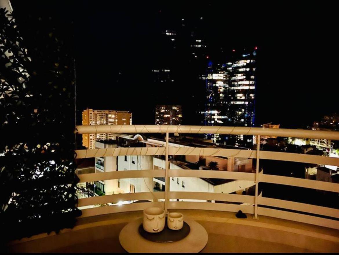 Reve Au 7E Ciel Piscine Baie De Monaco Apartman Beausoleil Kültér fotó